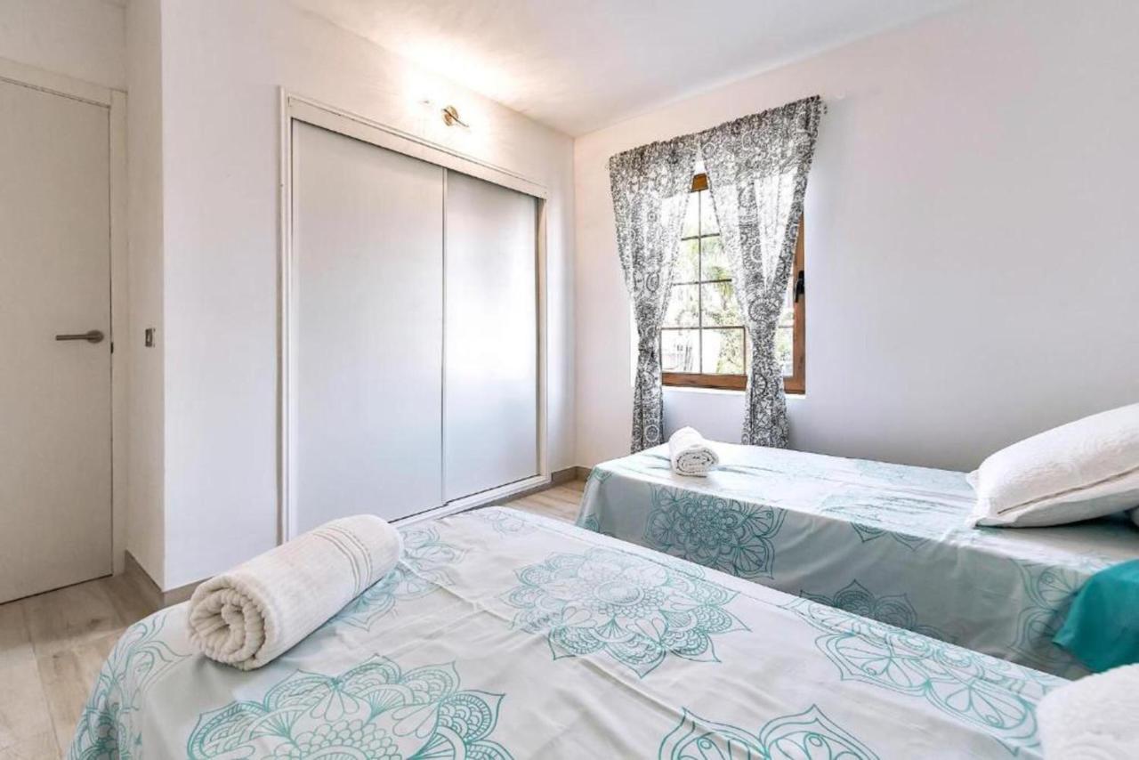 Two Bedroom Apartment With Wifi, Close To The Beach, In Playa De Las Americas Extérieur photo