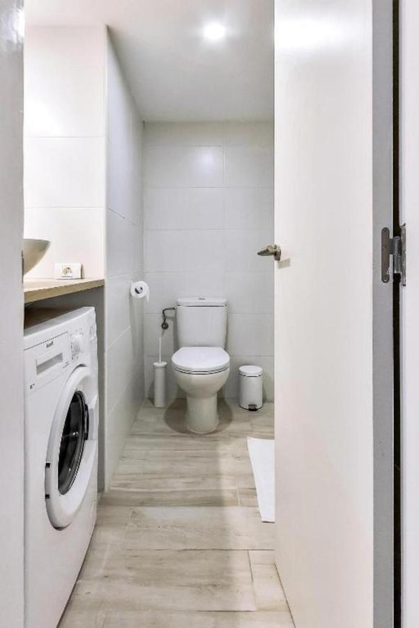 Two Bedroom Apartment With Wifi, Close To The Beach, In Playa De Las Americas Extérieur photo